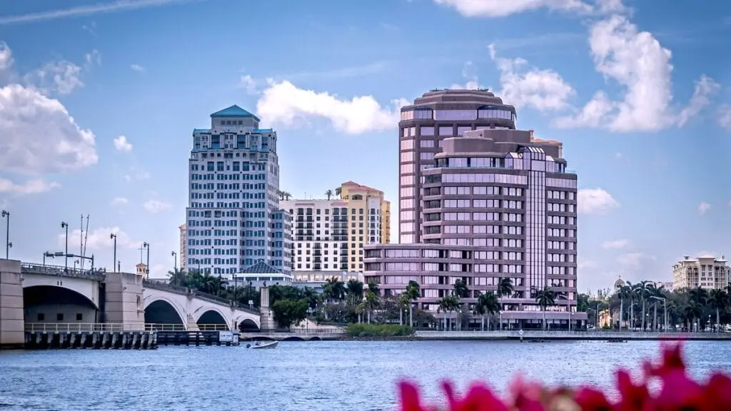 Tenant-Landlord Mold Disputes in South Florida Rentals